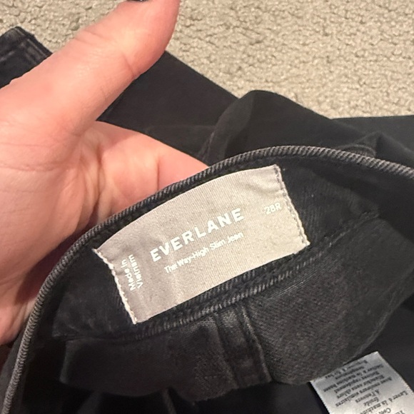Everlane Washed Black Straight-Leg High-Rise Jeans - Picture 6 of 11